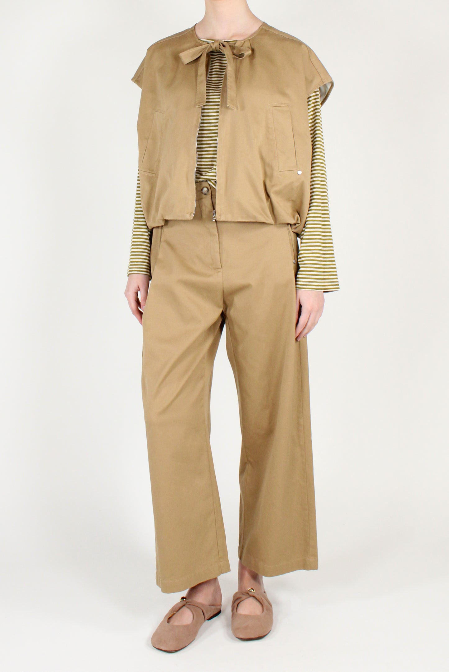 Pantaloni Cropped in Gabardina