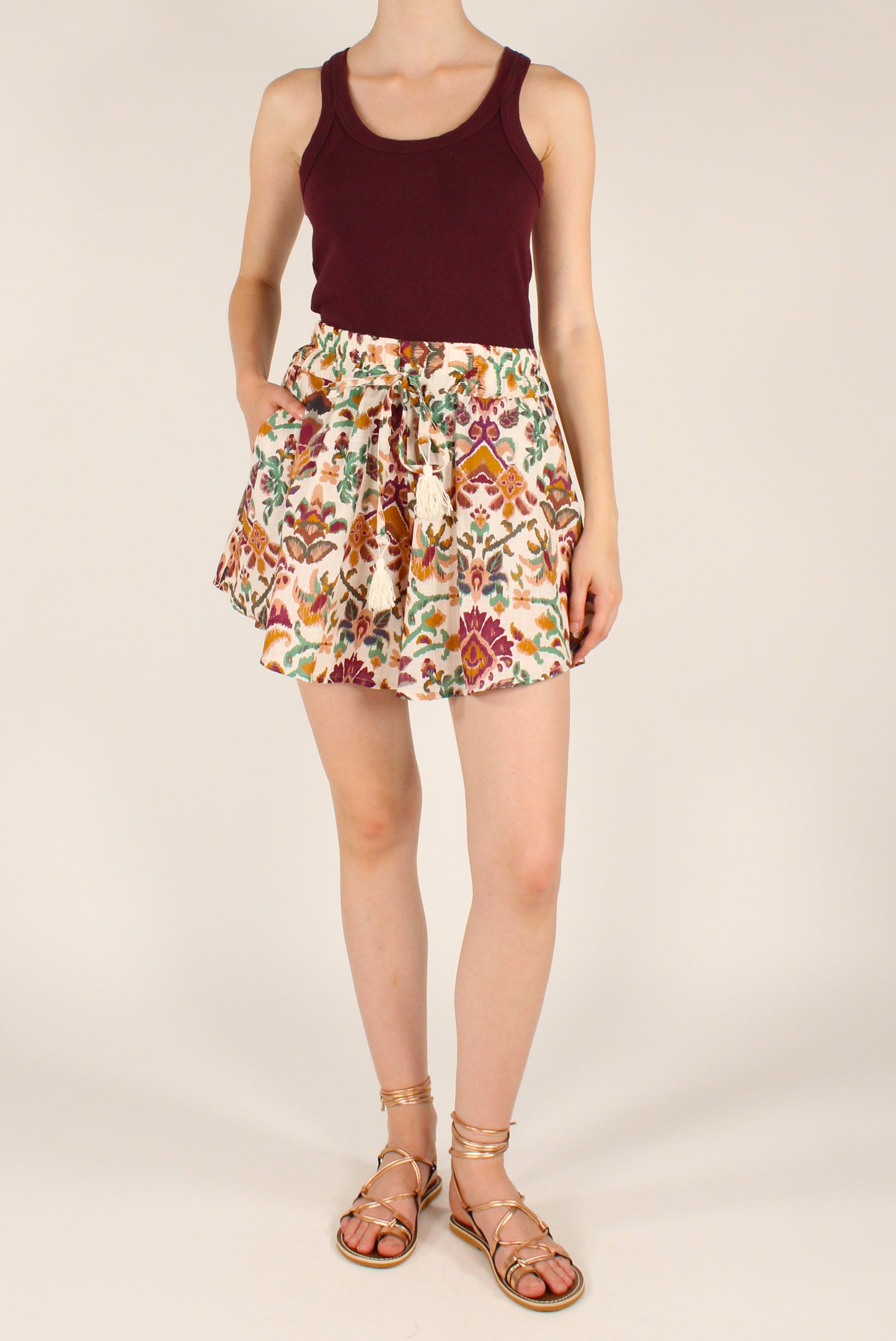 Shorts Fantasia Bordeaux a Farfalla