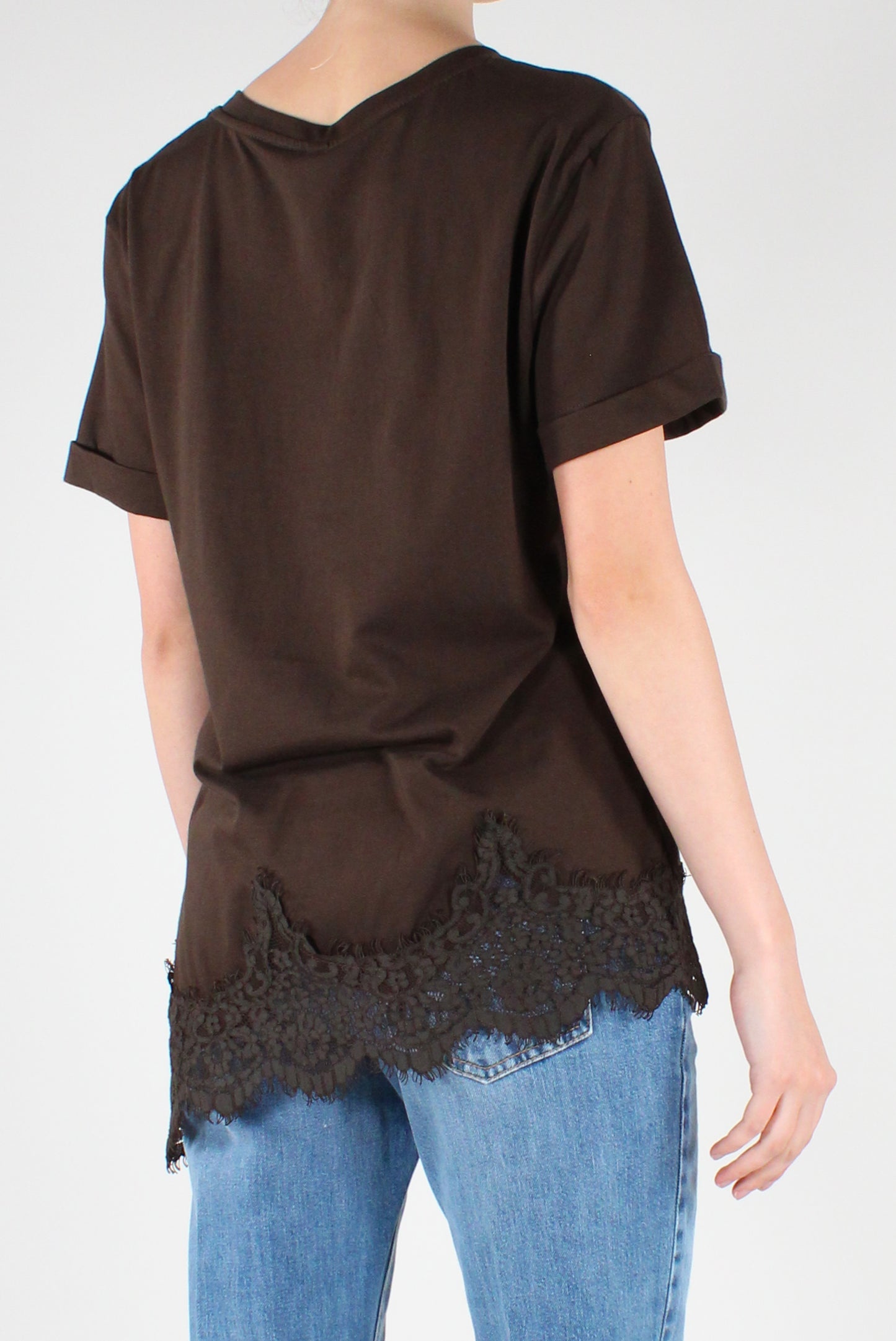 T-shirt Asimmetrica con Pizzo
