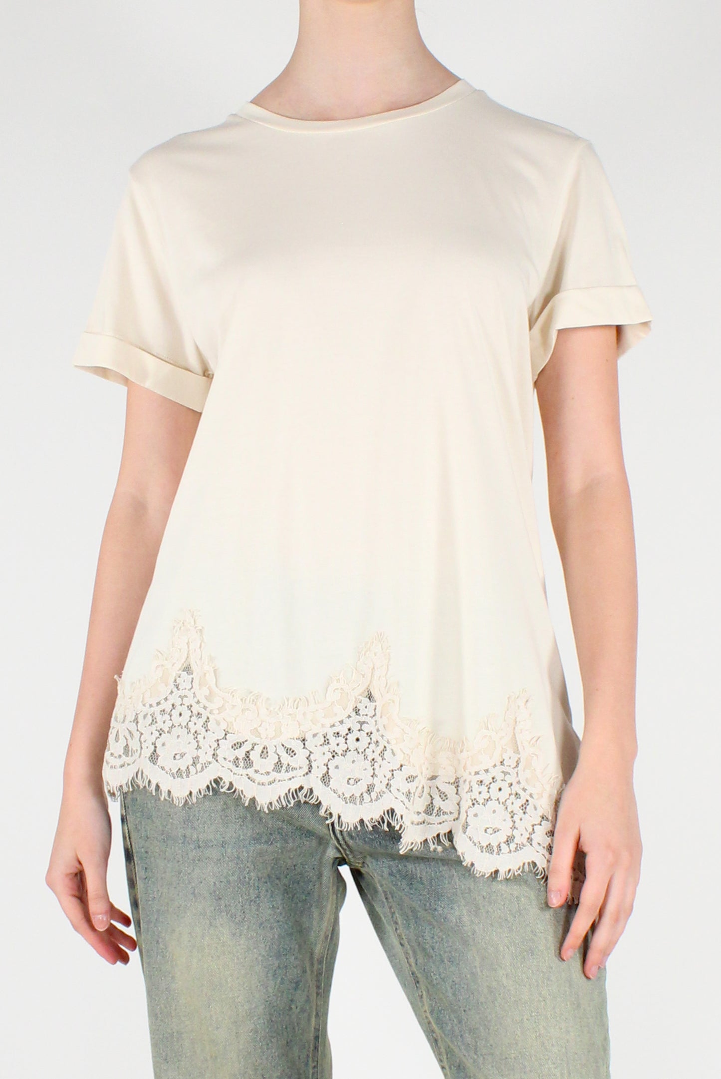 T-shirt Asimmetrica con Pizzo