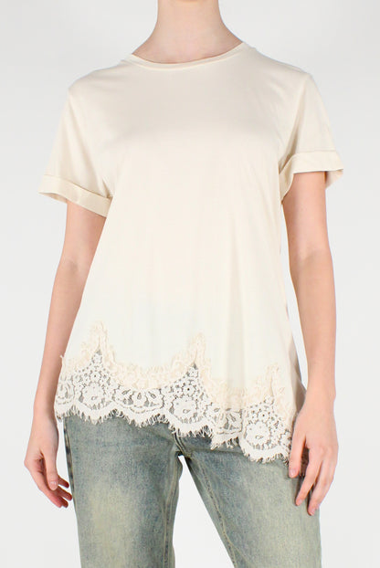 T-shirt Asimmetrica con Pizzo