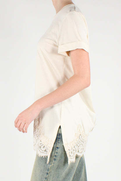 T-shirt Asimmetrica con Pizzo