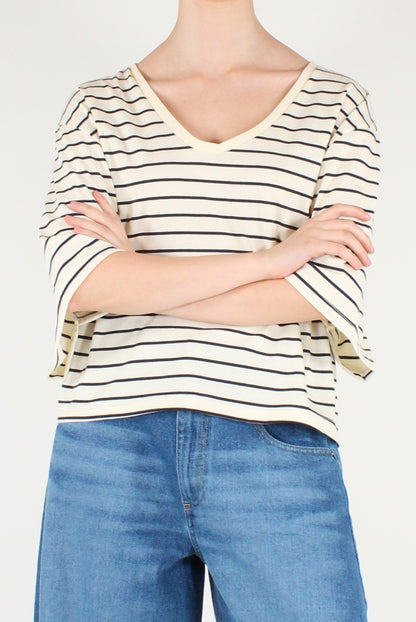 T-shirt Over a Righe