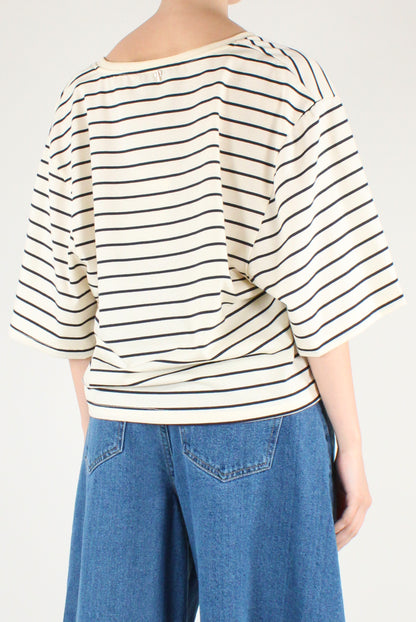 T-shirt Over a Righe