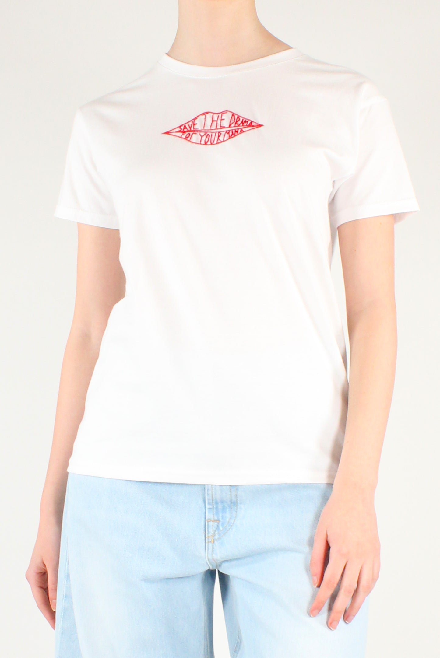 T-shirt Ricamo a Mano “Save the Drama - For your Mama”