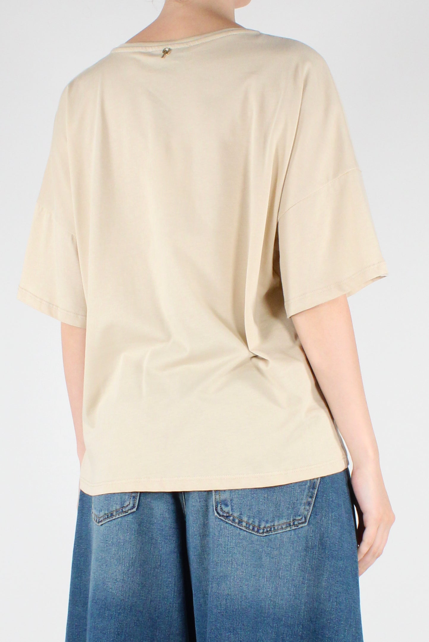 T-shirt Scollo a V Inserti in Pizzo