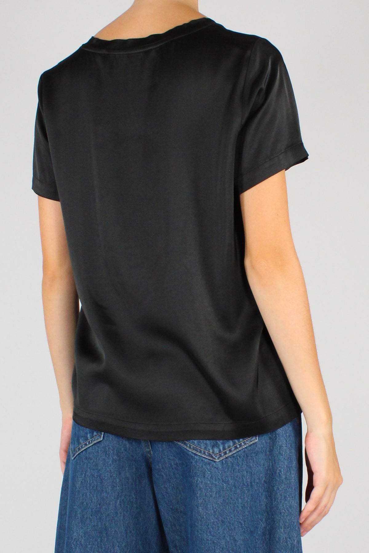 T-shirt Girocollo in Viscosa