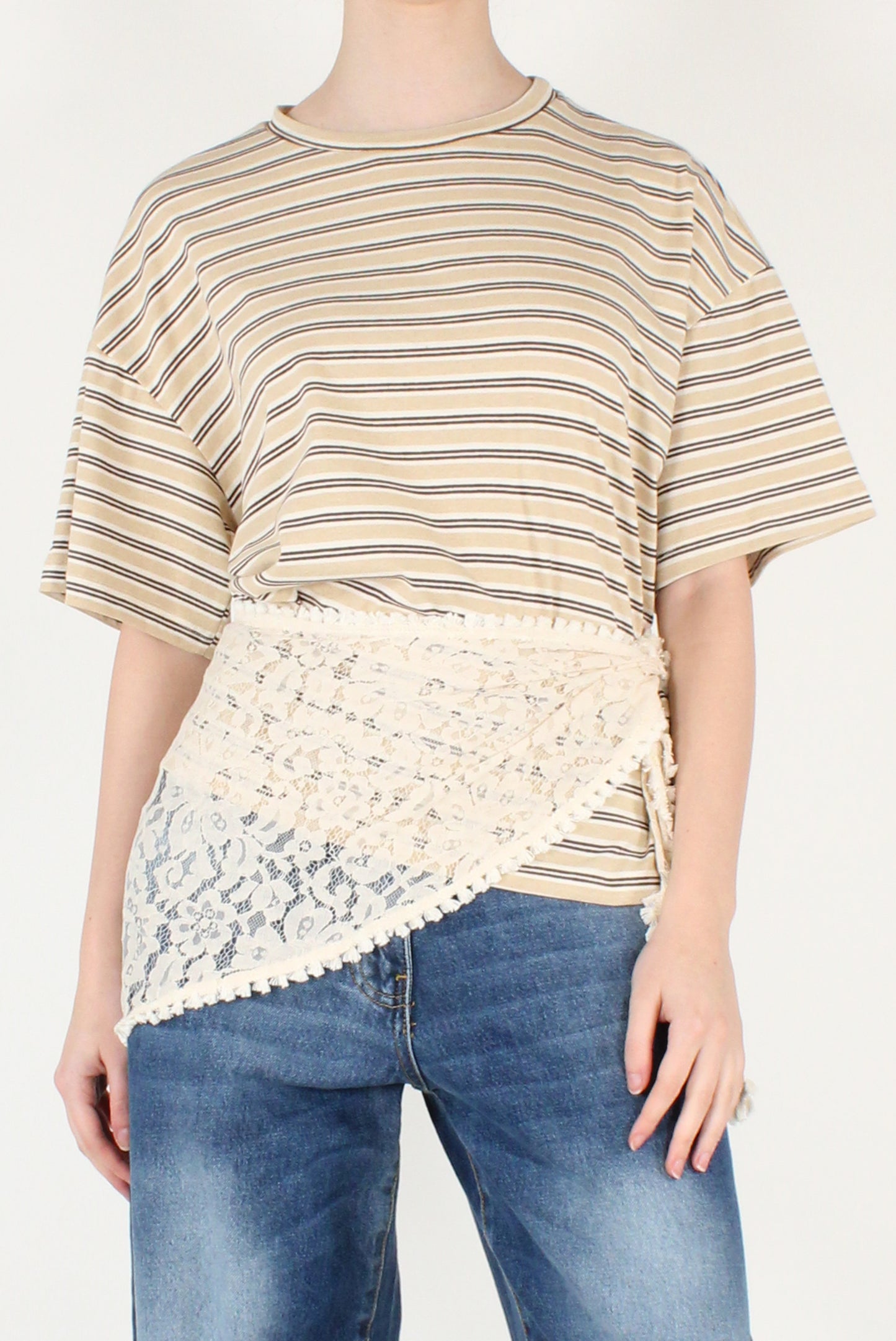 T-shirt a Righe con Bandana in Pizzo