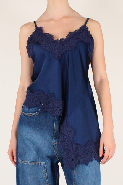 Top Asimmetrico in Raso con Pizzo