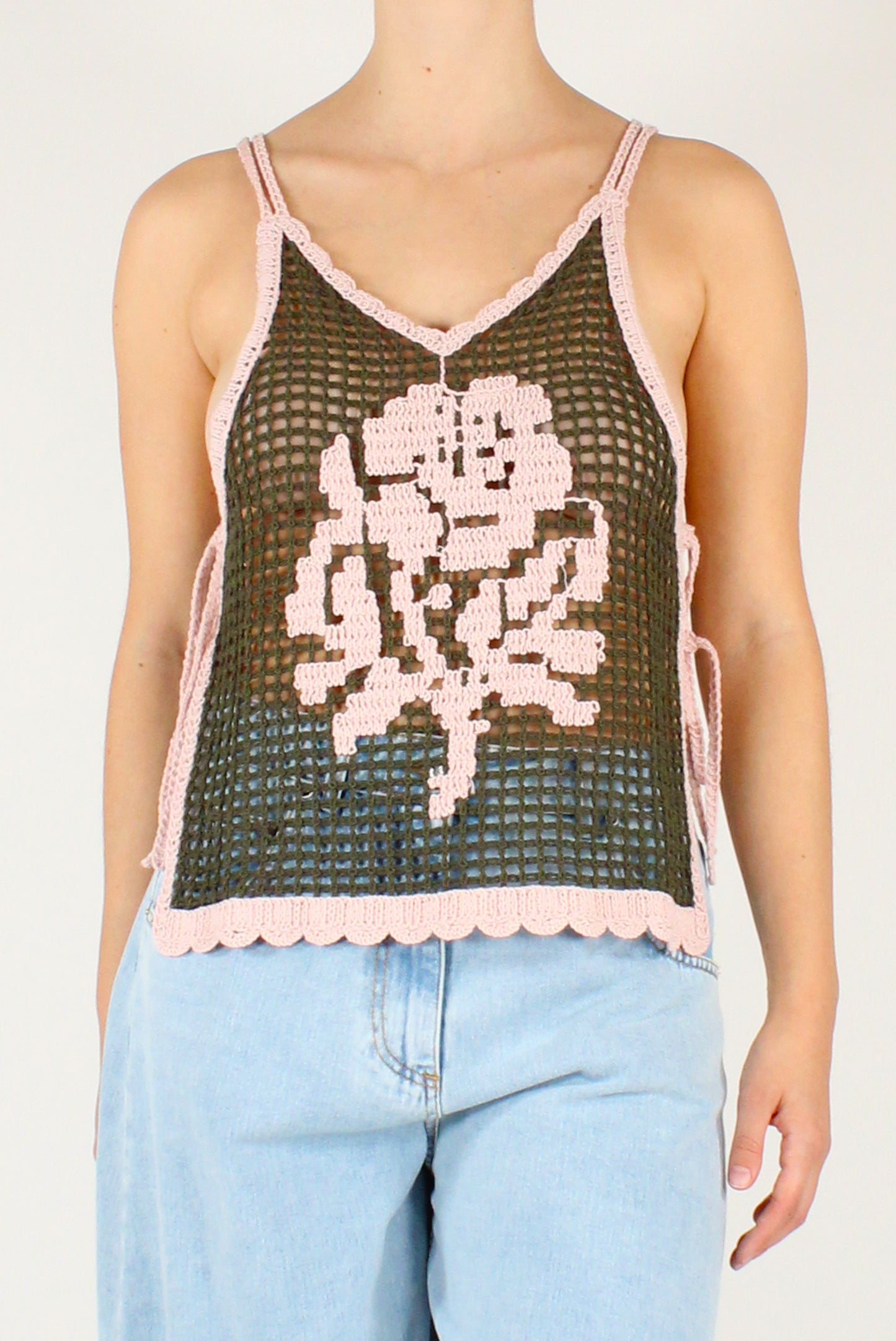 Top Crochet con Rosa