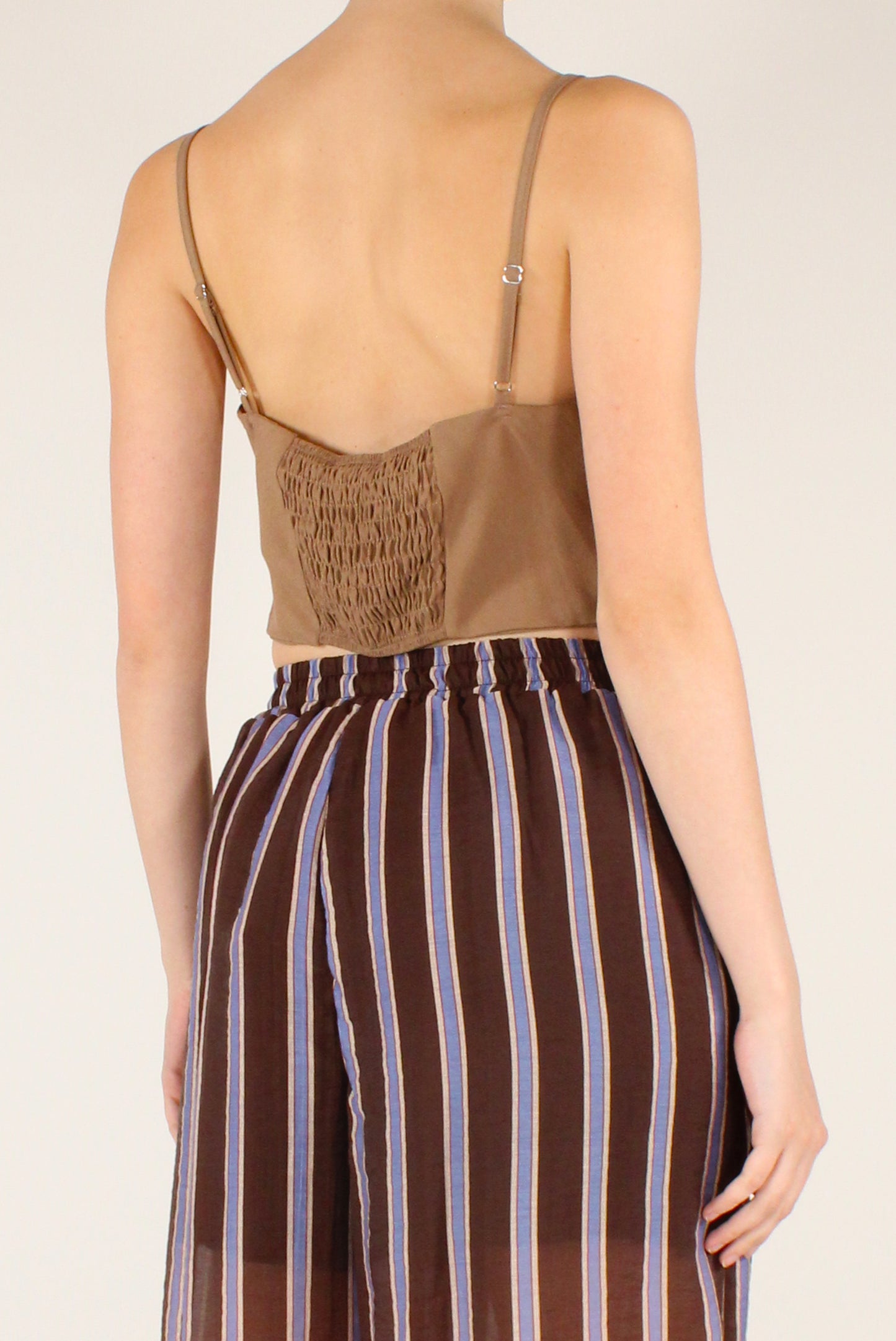 Top Cropped Triangolare con Pizzo
