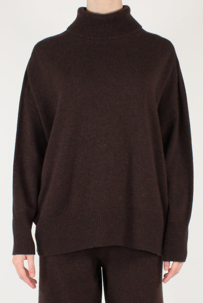 Maglione Dolcevita a Spalle Scese