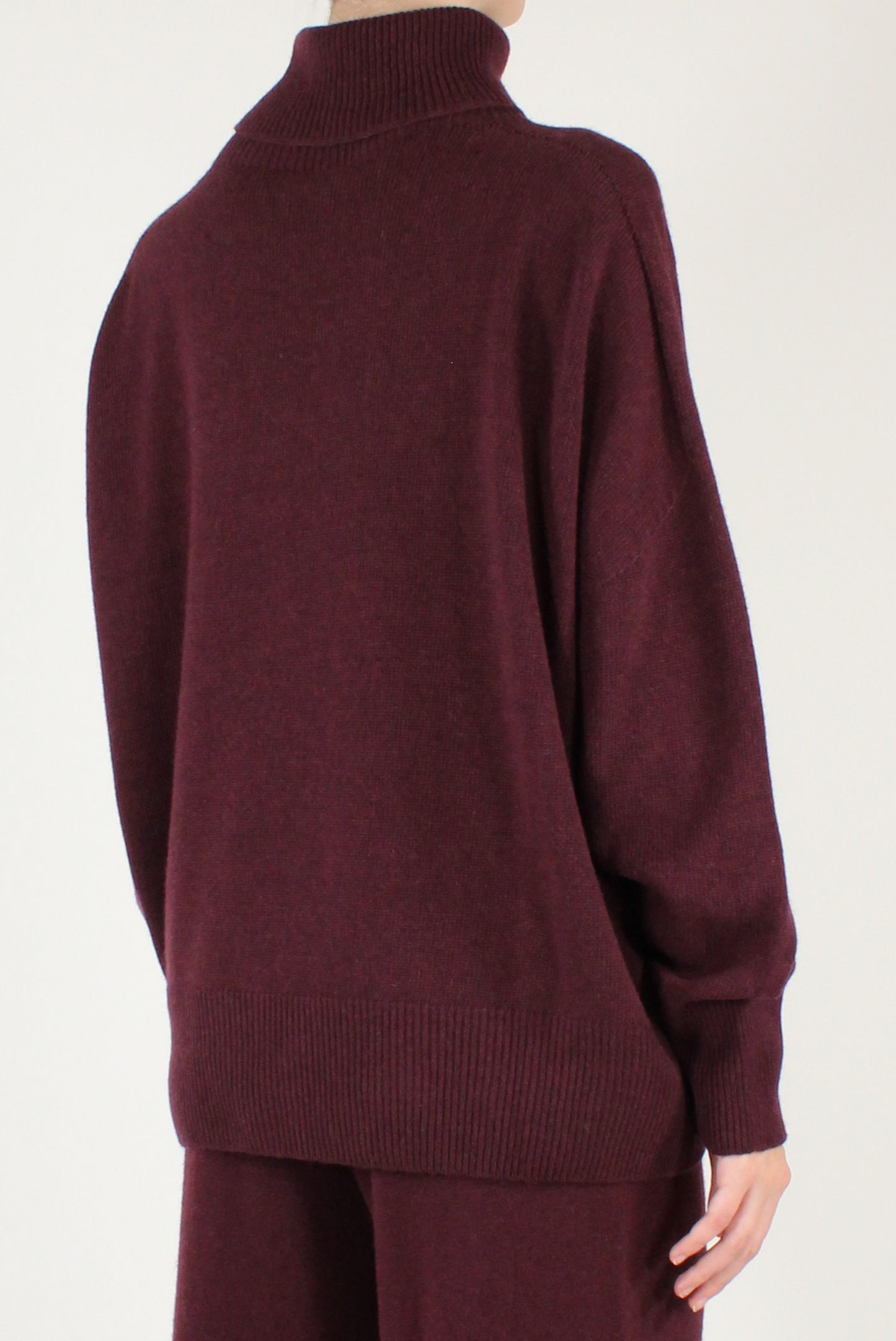 Maglione Dolcevita a Spalle Scese