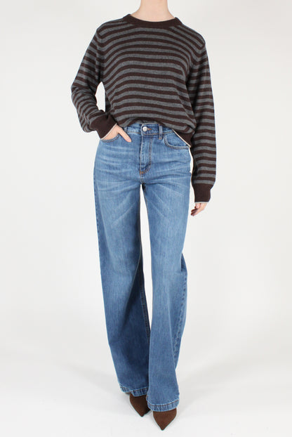 Maglione a Righe Profili a Contrasto