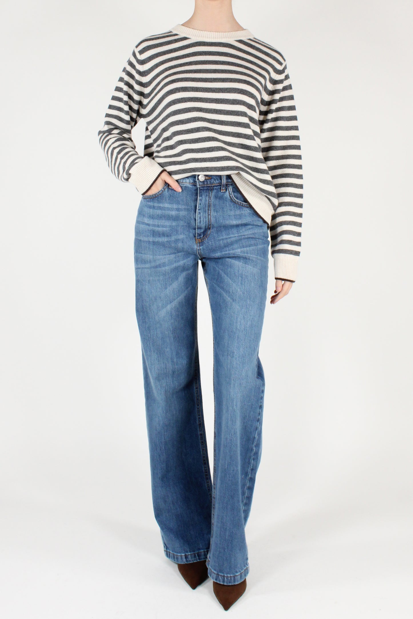 Maglione a Righe Profili a Contrasto