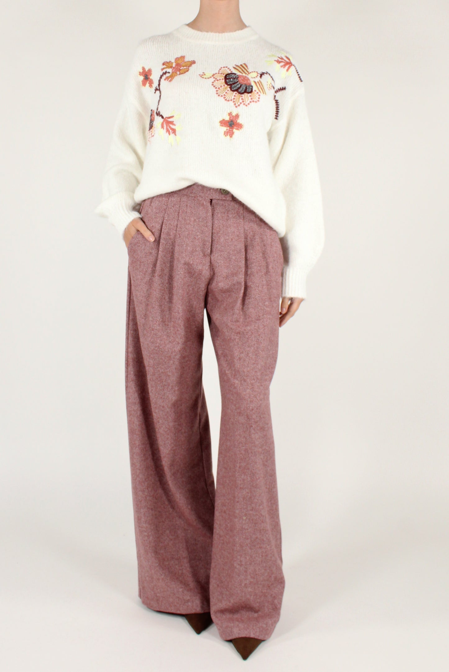 Maglione con Fiori Ricamati