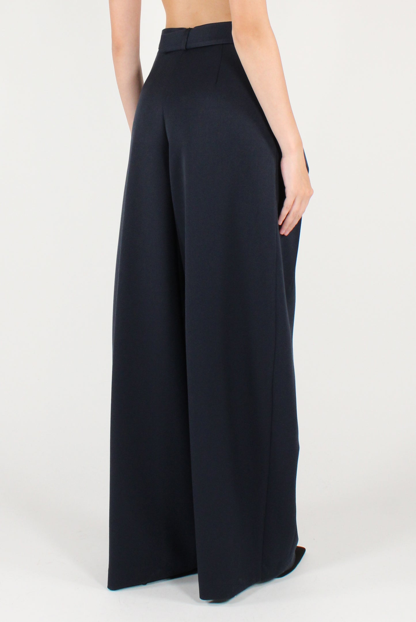 Pantaloni Balloon con Pinces e Cintura