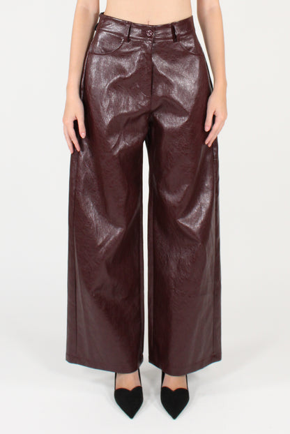 Pantaloni con Tasconi in Ecopelle Lucida