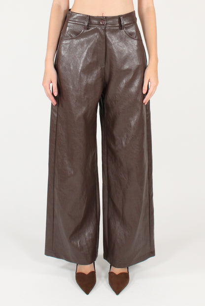 Pantaloni con Tasconi in Ecopelle Lucida