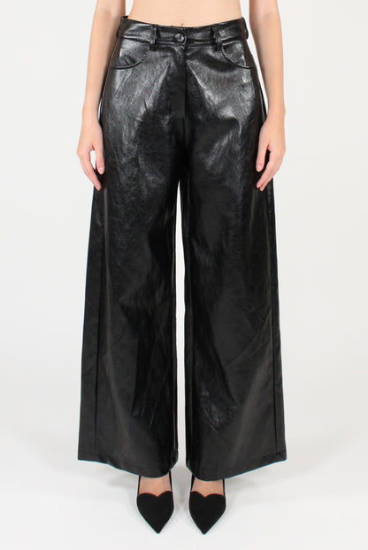 Pantaloni con Tasconi in Ecopelle Lucida