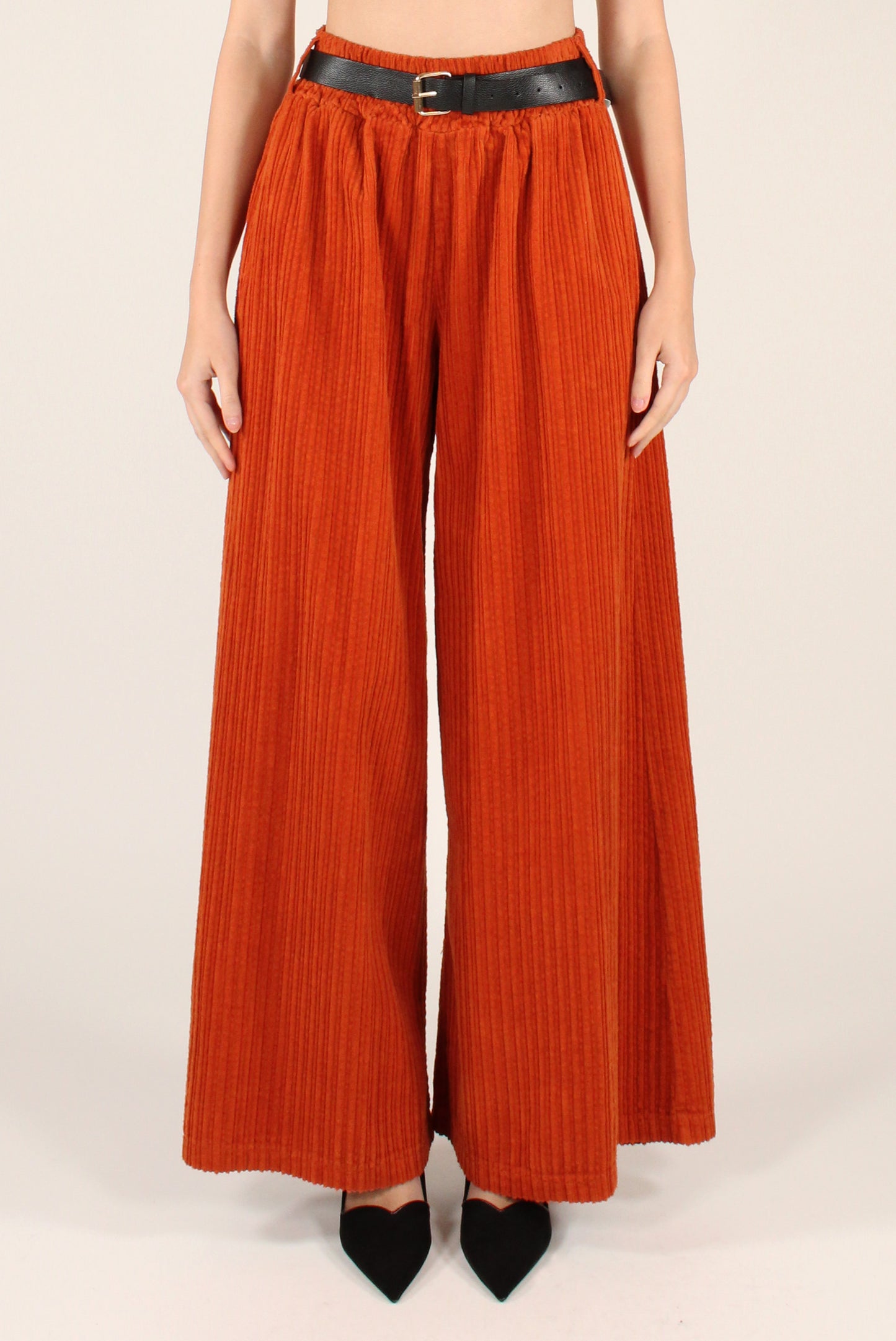 Pantaloni in Velluto a Coste Larghe