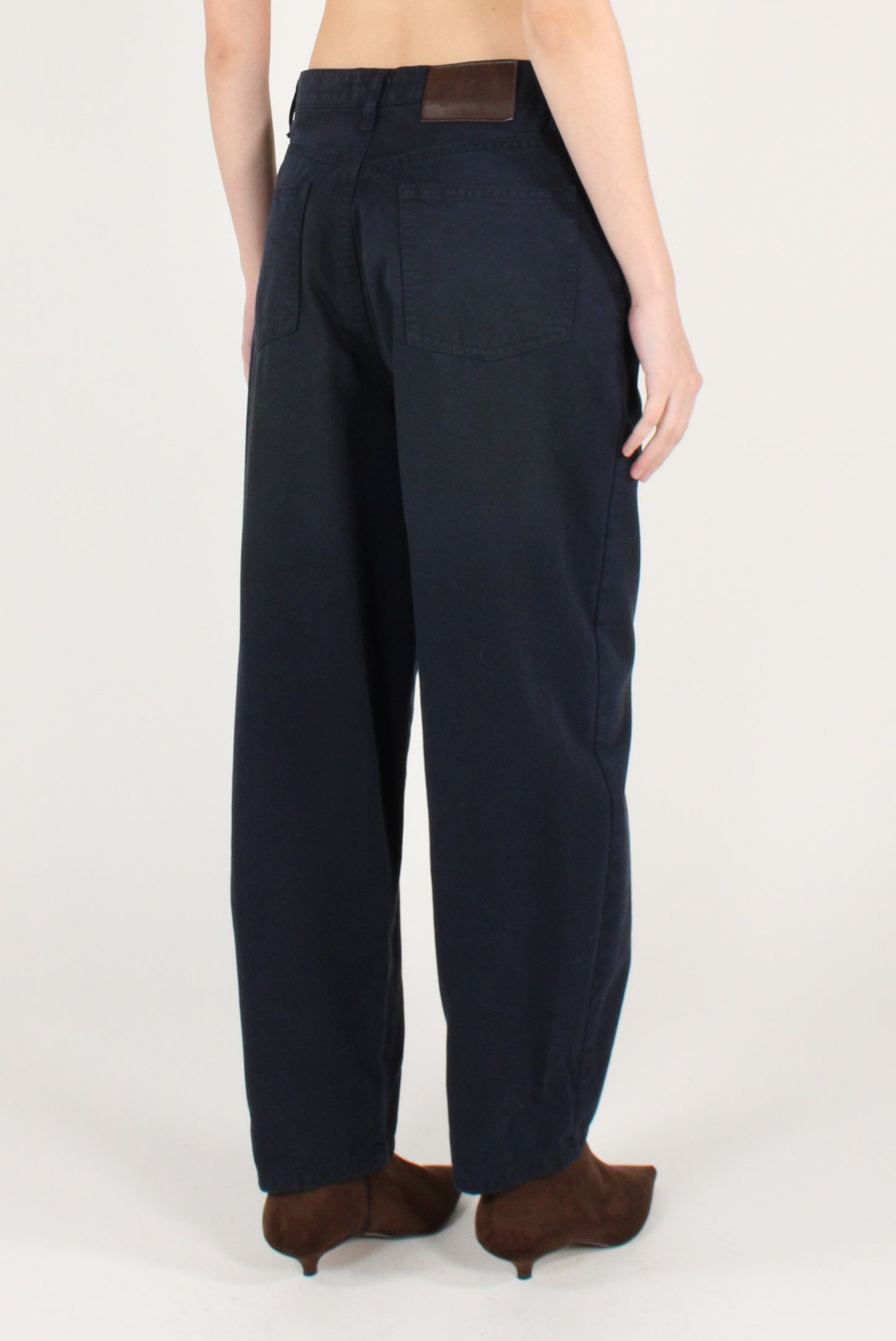 Pantaloni con Spilla a Fiore