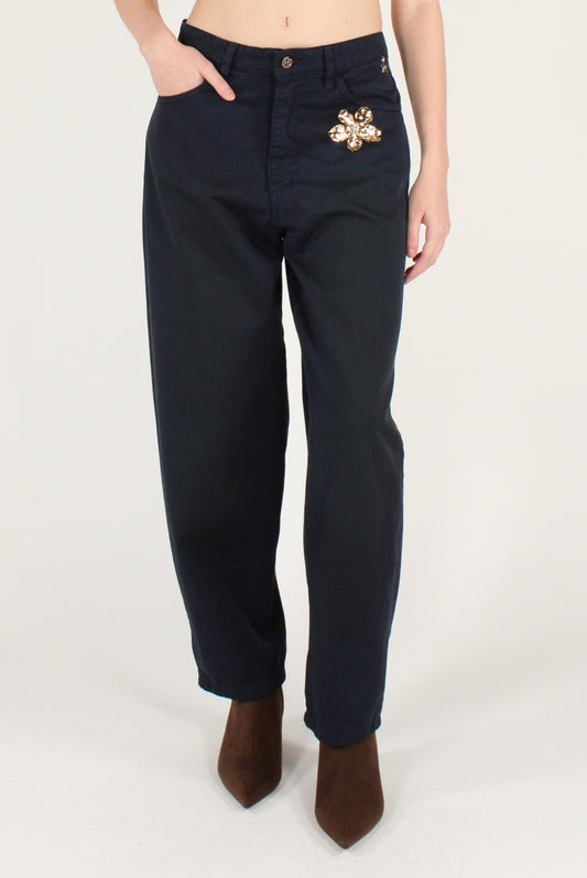 Pantaloni con Spilla a Fiore
