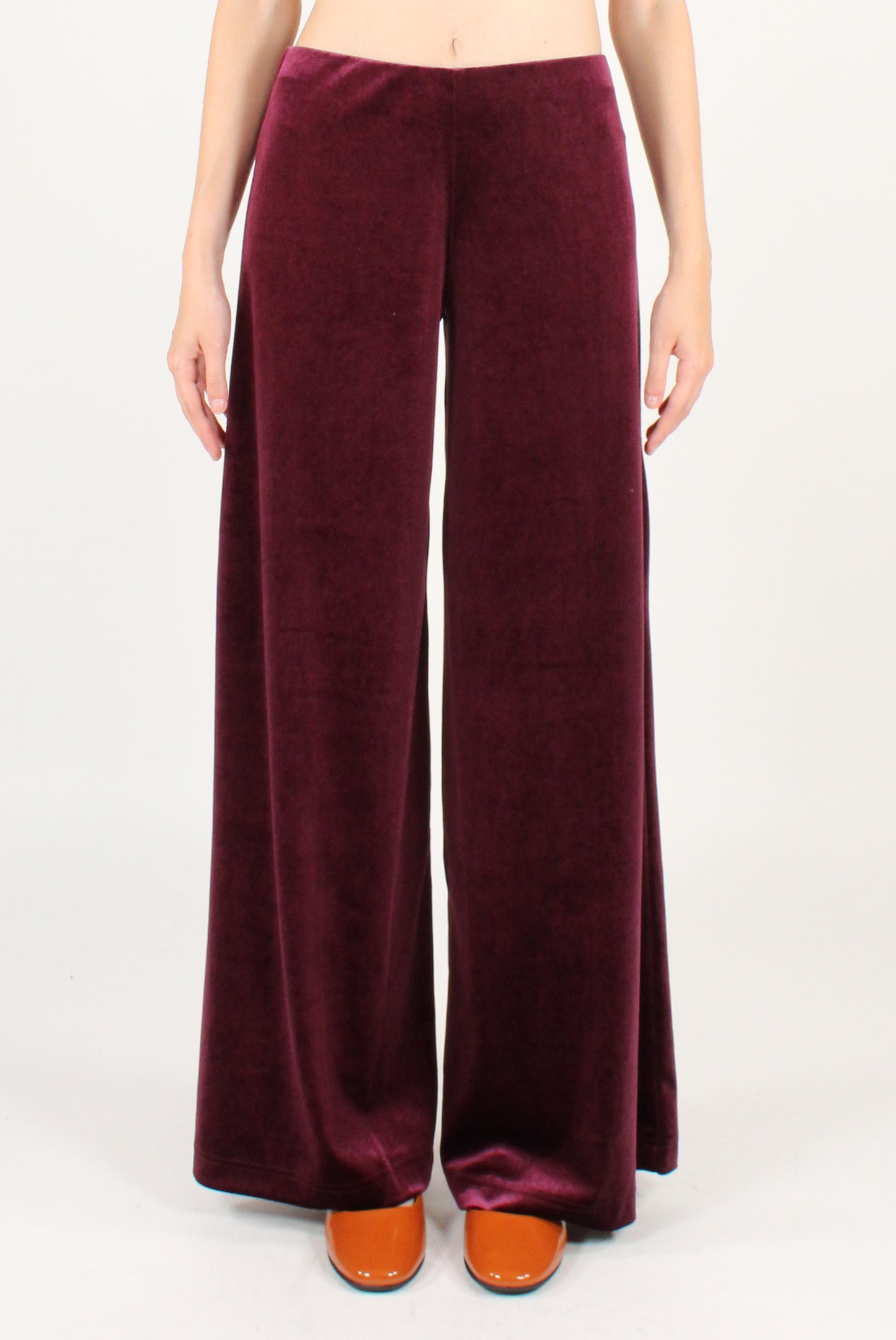Pantaloni Morbidi in Velluto Liscio