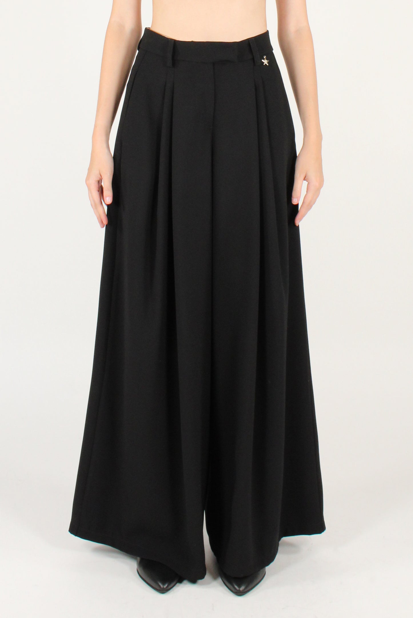 Pantaloni Ampi con Pinces