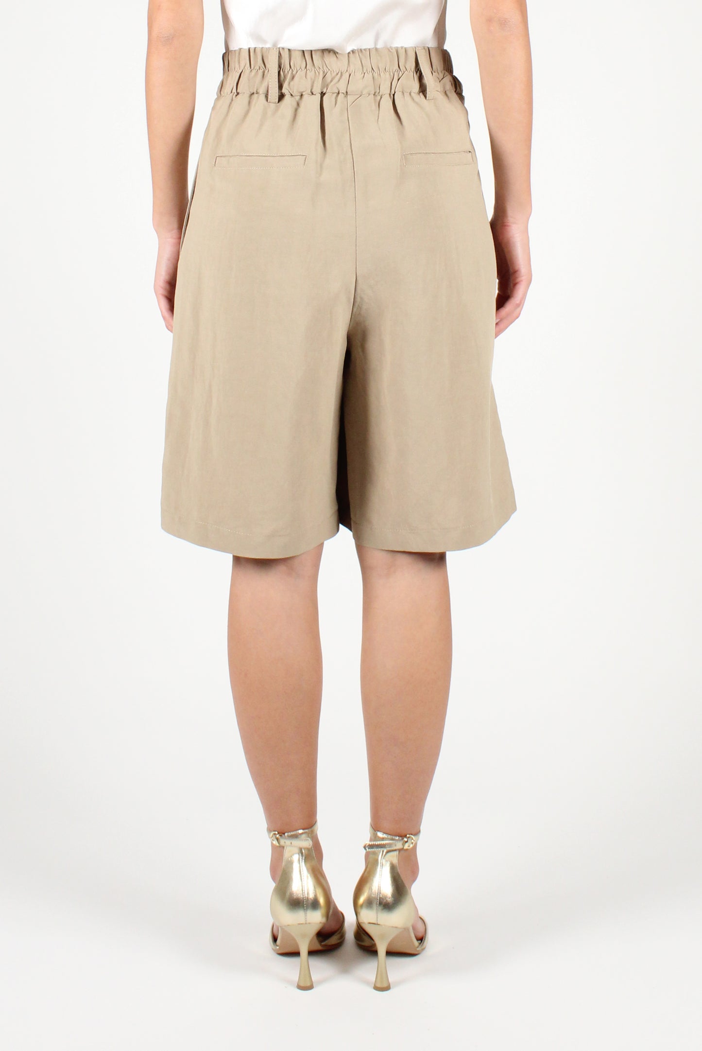 Waistcoat and Bermuda shorts set in linen blend