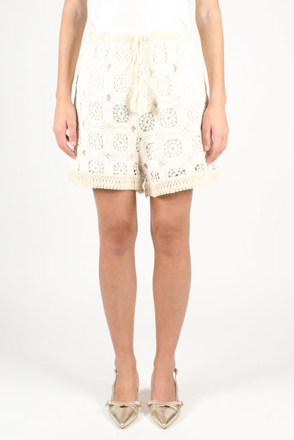 Shorts in Crochet