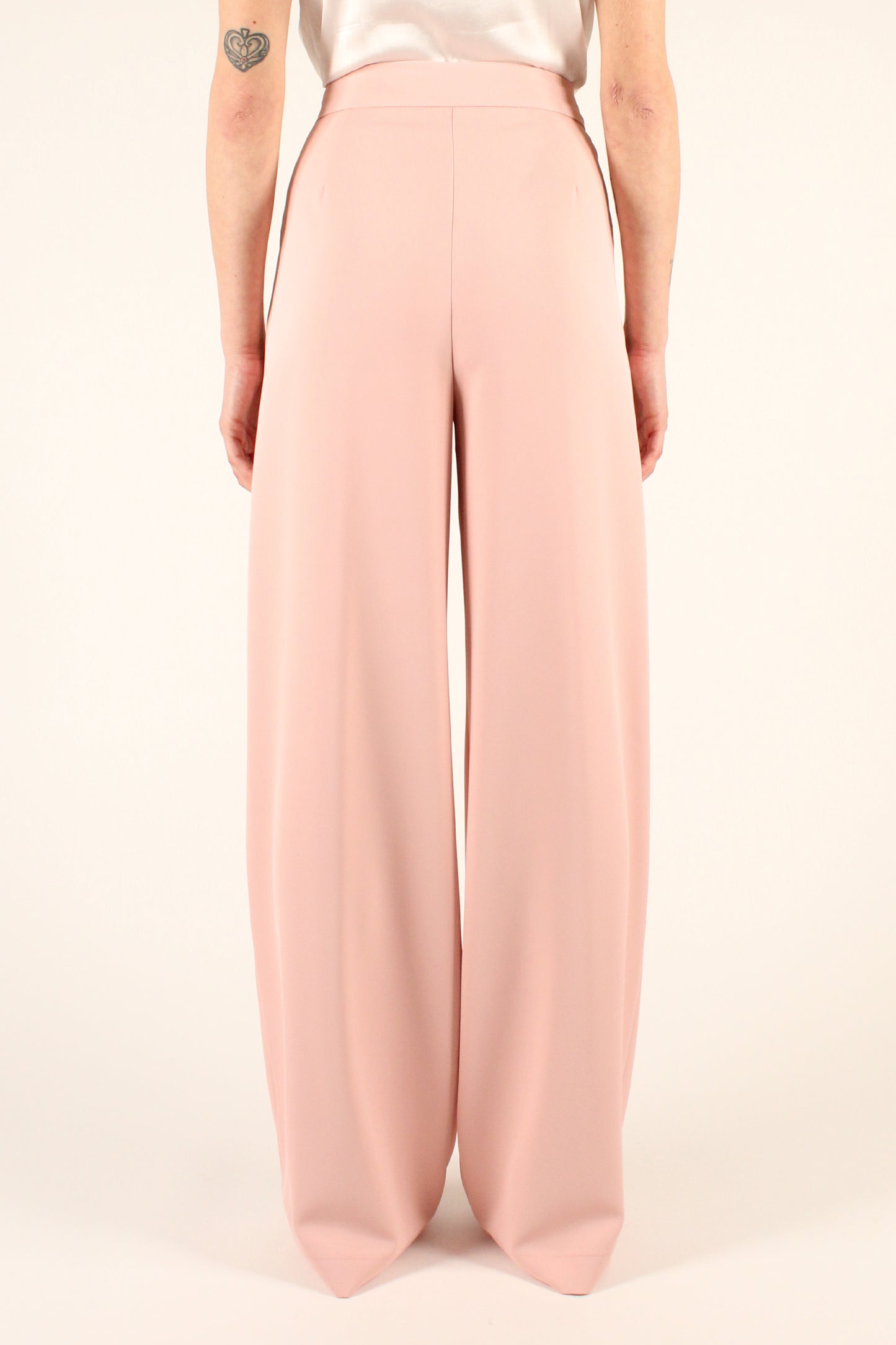 Straight leg trousers with pleats