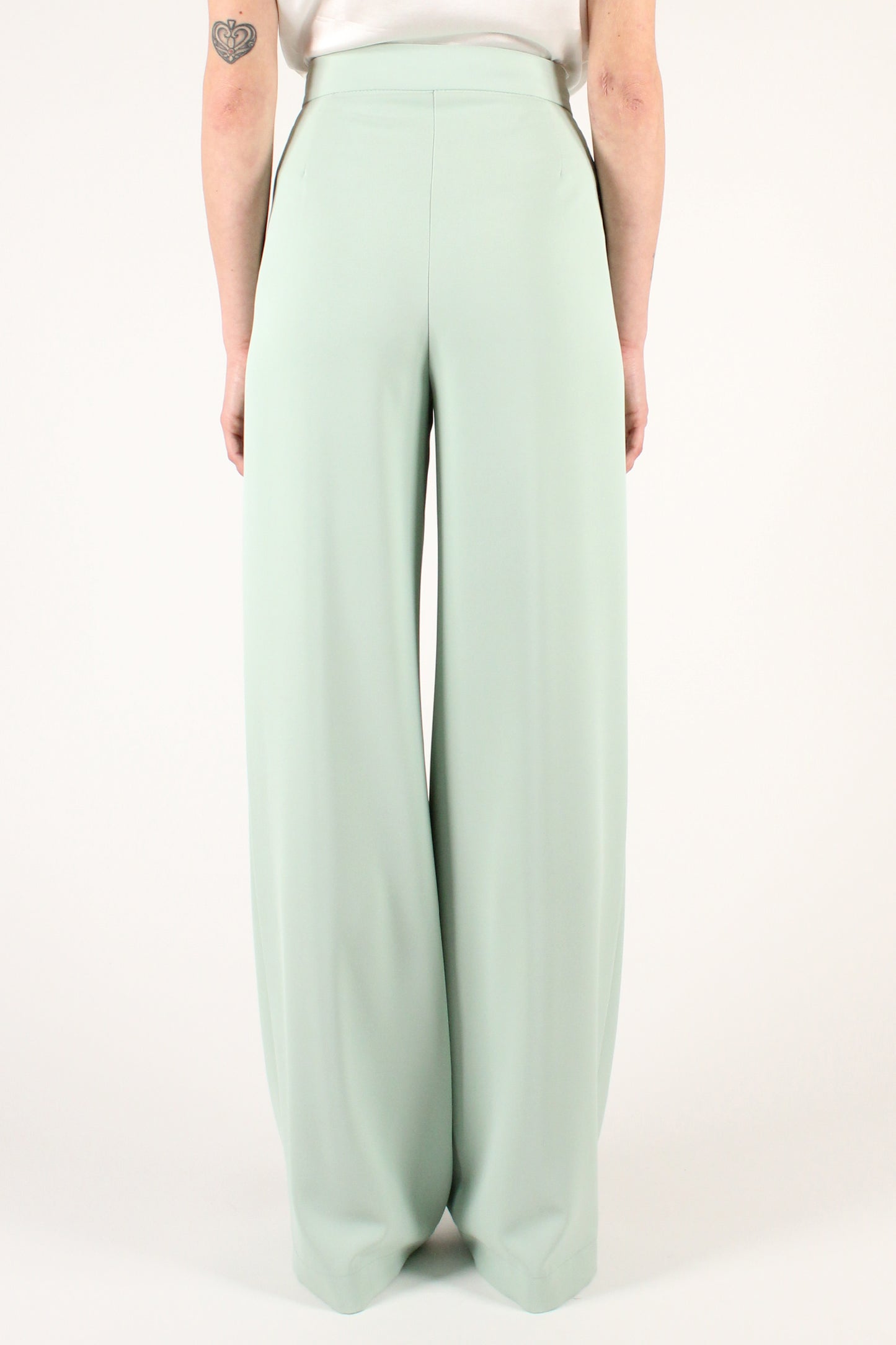 Straight leg trousers with pleats