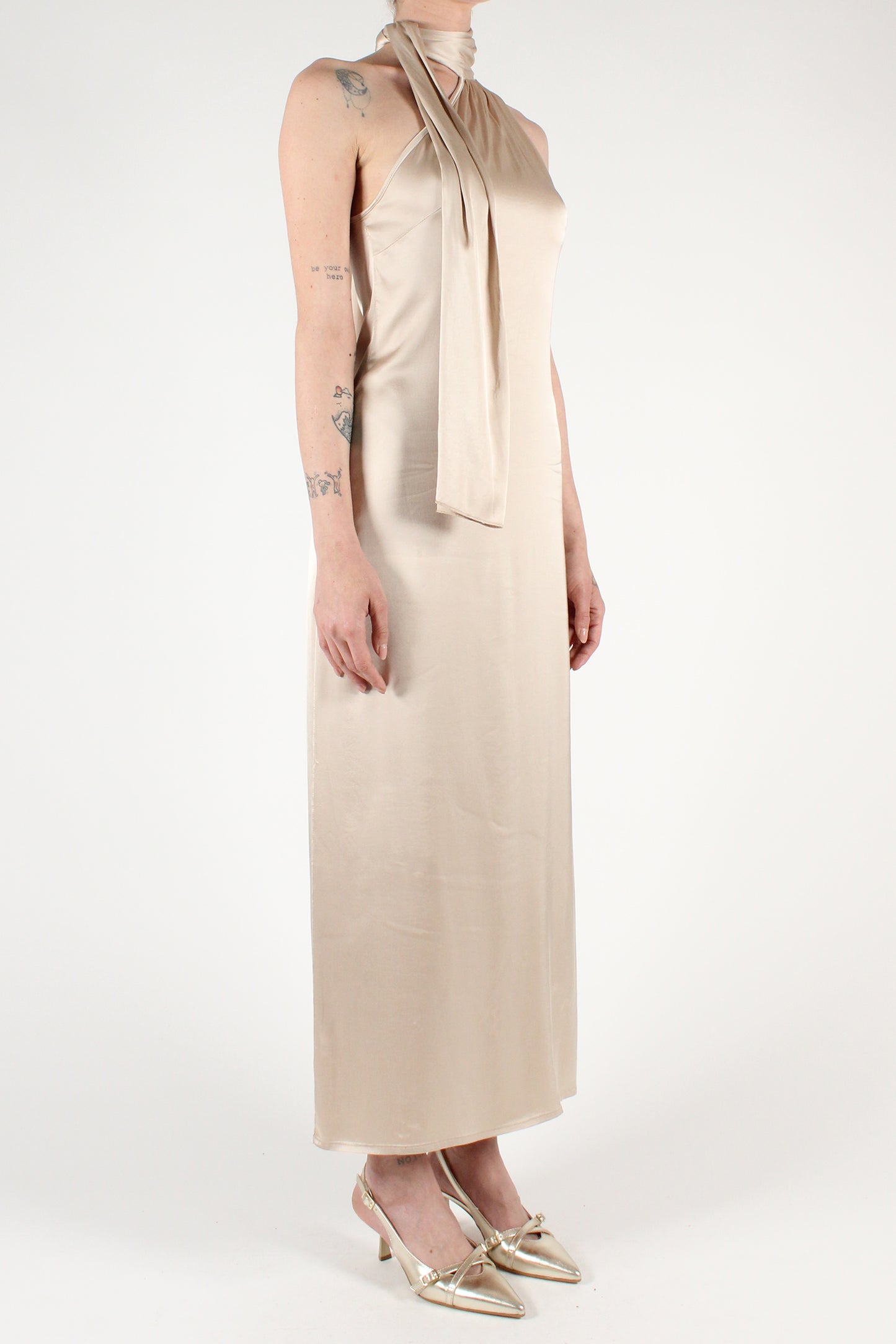 Ankle-length dress in solid color viscose blend