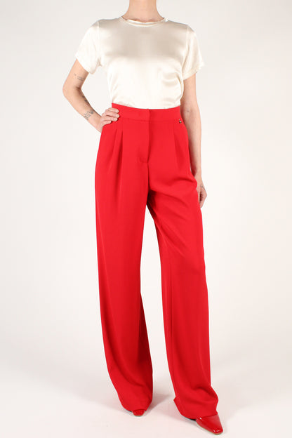 Straight leg trousers with pleats