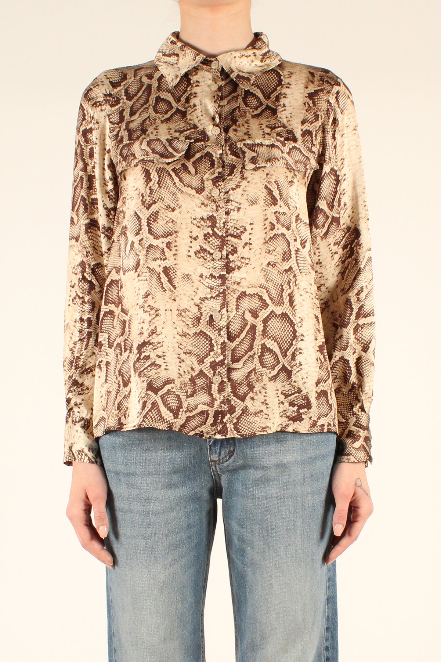 Shirt in pure viscose with python print