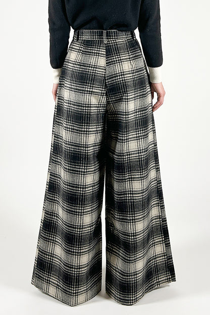 Palazzo Trousers with Pleats in Woolen Cloth