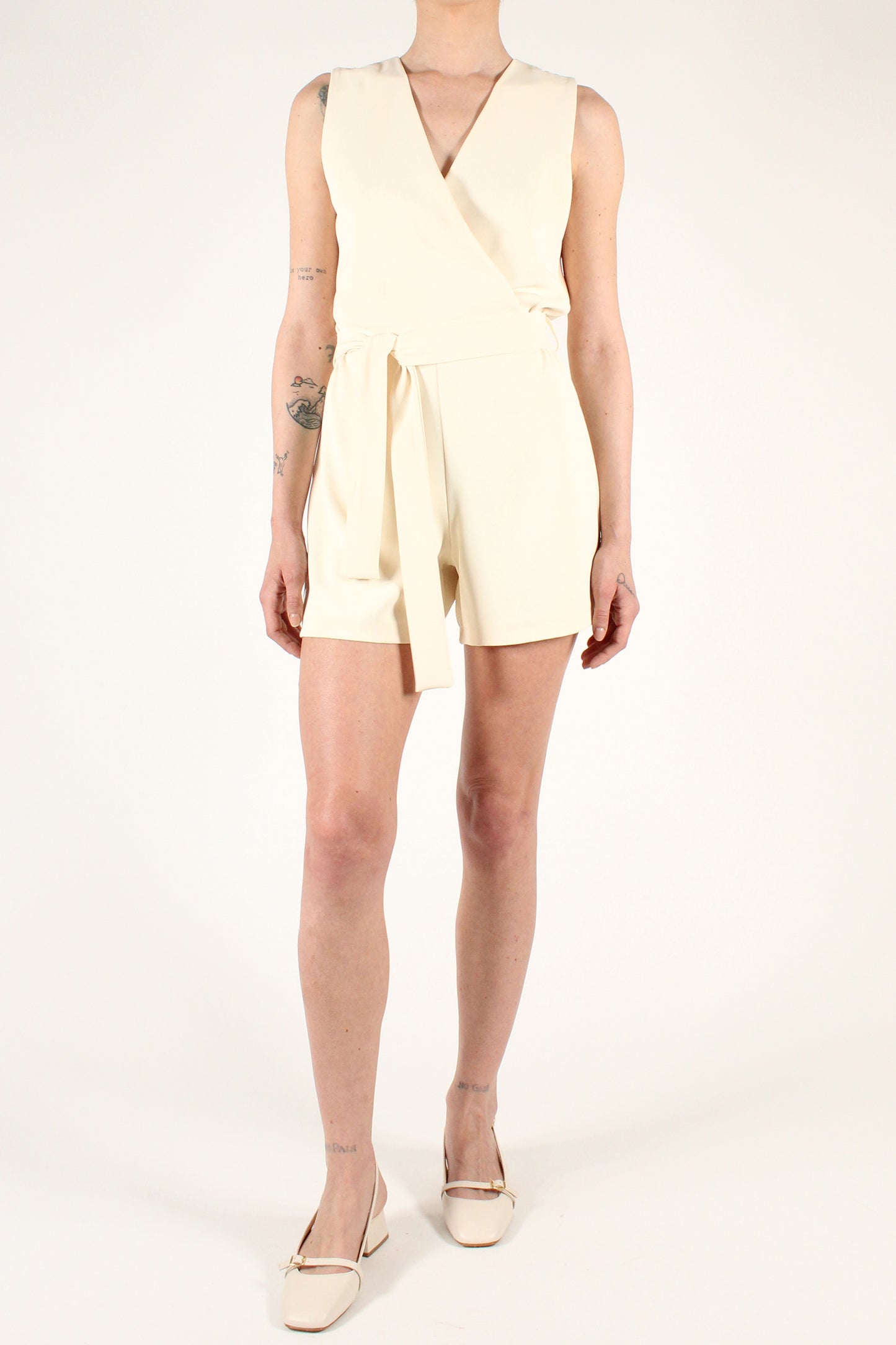 Short Solid Color Jumpsuit with Ribbon Belt