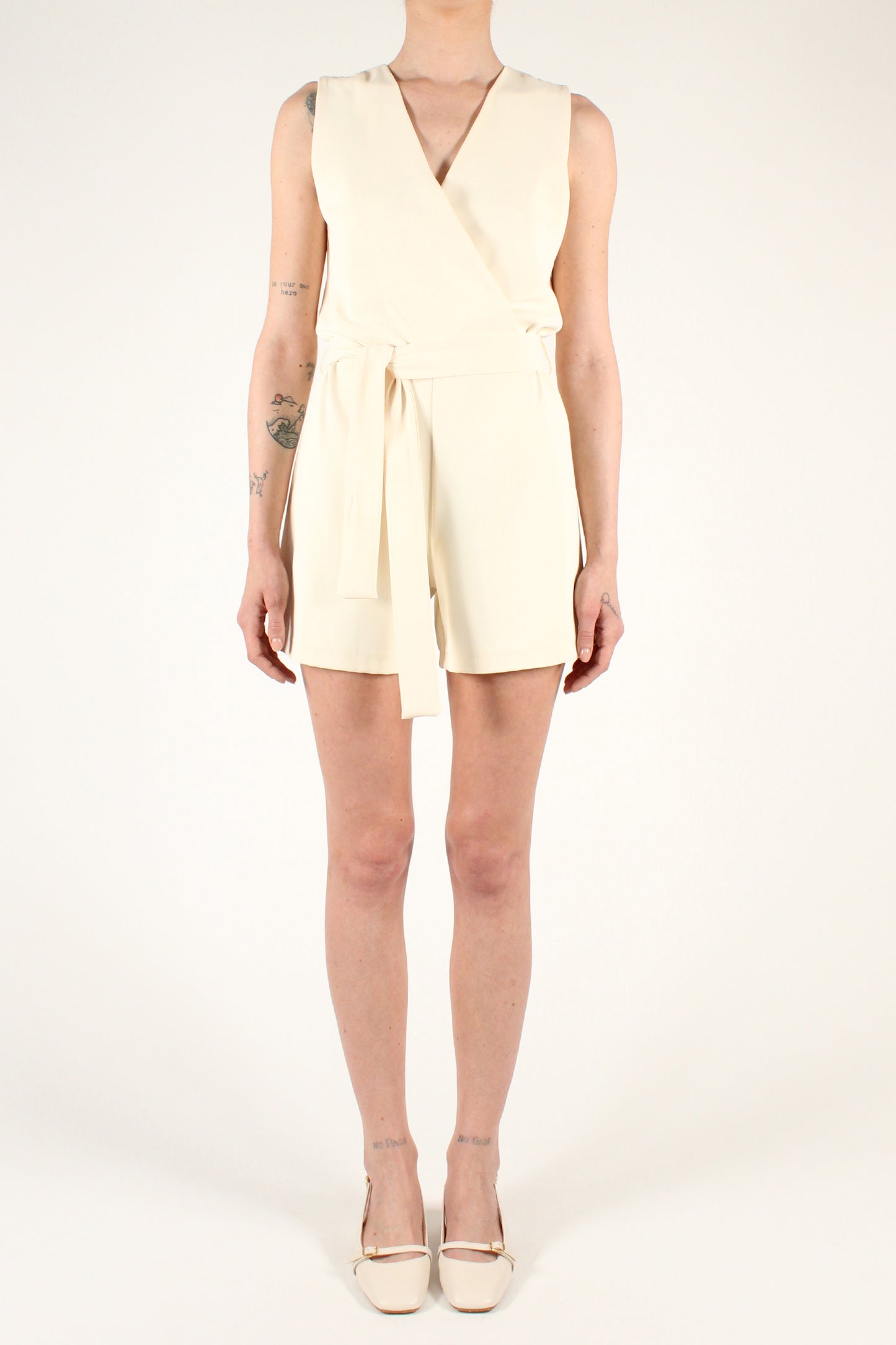 Short Solid Color Jumpsuit with Ribbon Belt