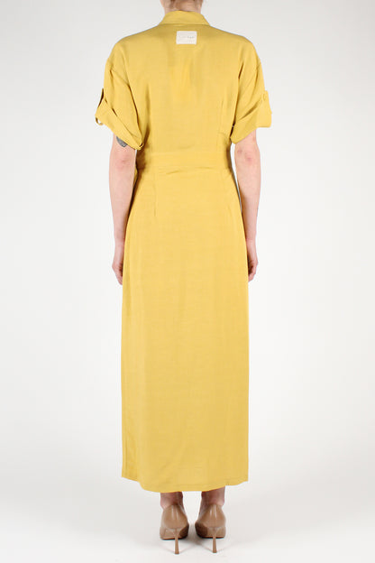 Short sleeve wrap dress with lapels and flaps