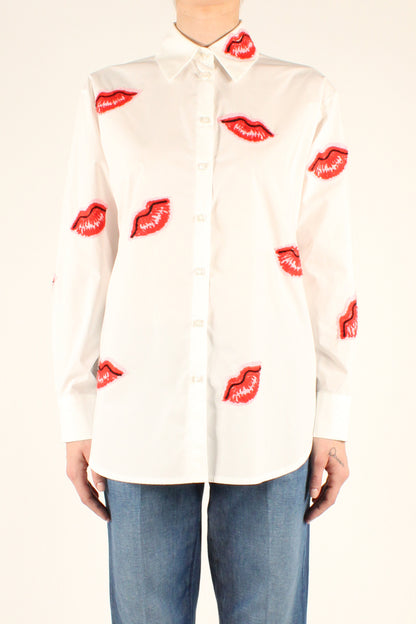 Male cut shirt with lips embroidery