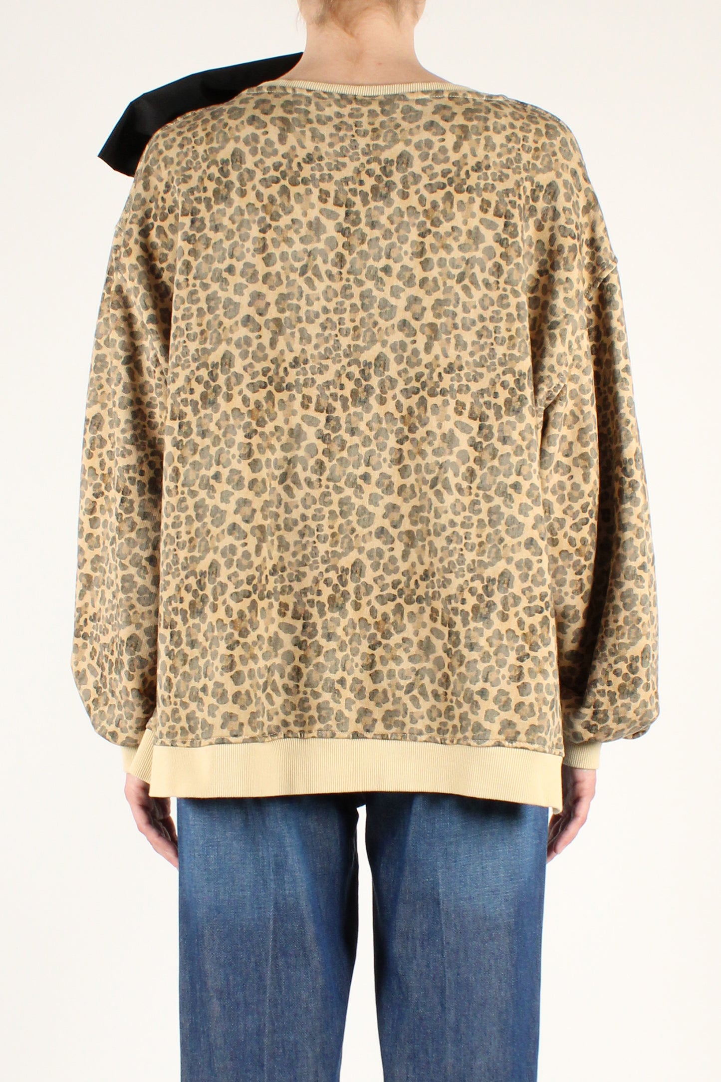 Animal Print Sweatshirt with Bow Brooch