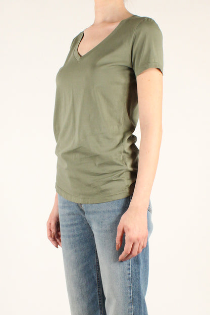 V-Neck T-Shirt in Stone Wash Cotton